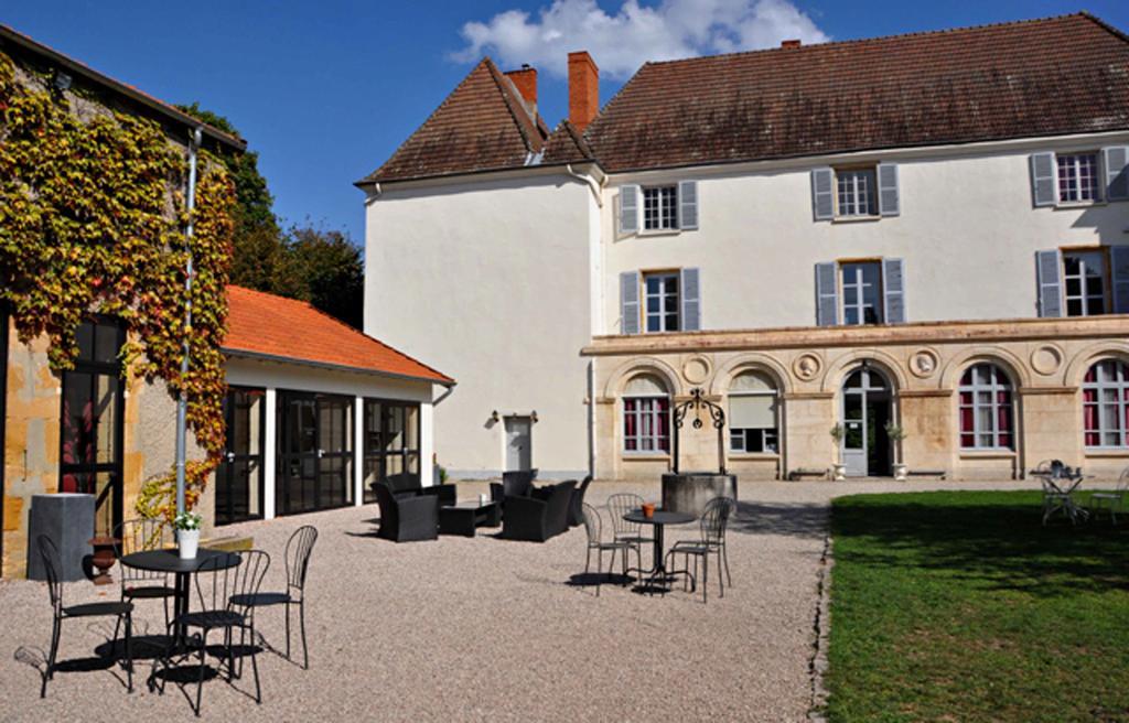 Alojamento de Acomodação e Pequeno-almoço Château De Matel Roanne